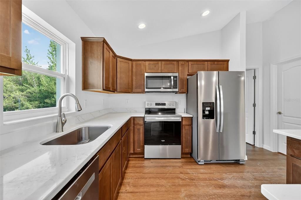 En Venta: $329,900 (3 camas, 2 baños, 1417 Pies cuadrados)