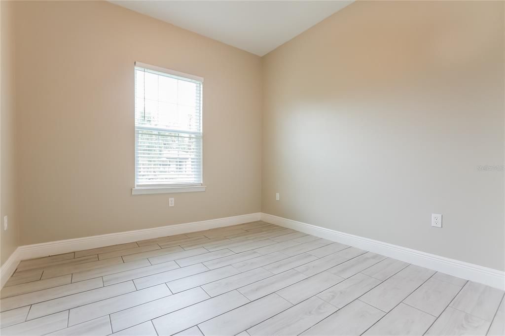 For Rent: $2,045 (3 beds, 2 baths, 1513 Square Feet)