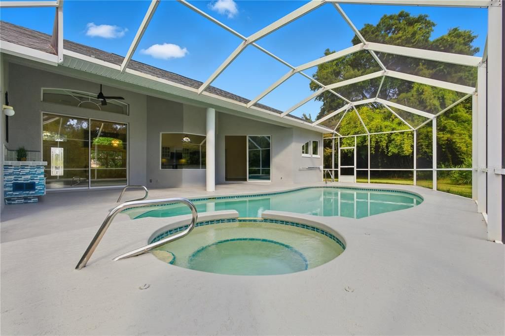 For Sale: $599,900 (4 beds, 3 baths, 2417 Square Feet)