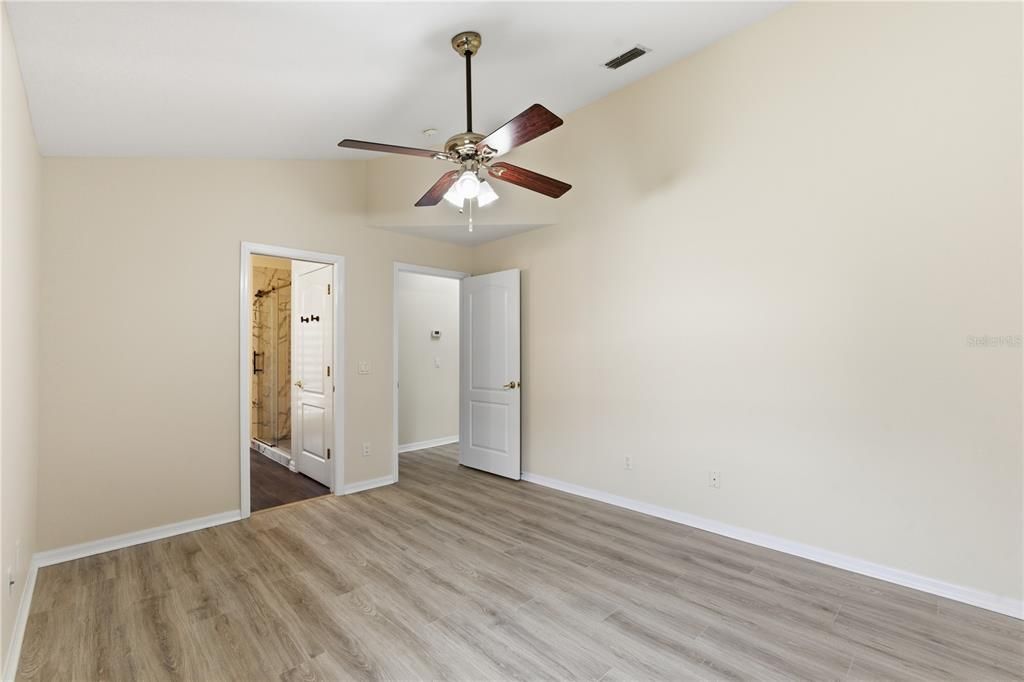 For Sale: $599,900 (4 beds, 3 baths, 2417 Square Feet)