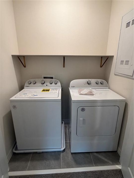 待售: $252,400 (3 贝兹, 2 浴室, 1463 平方英尺)