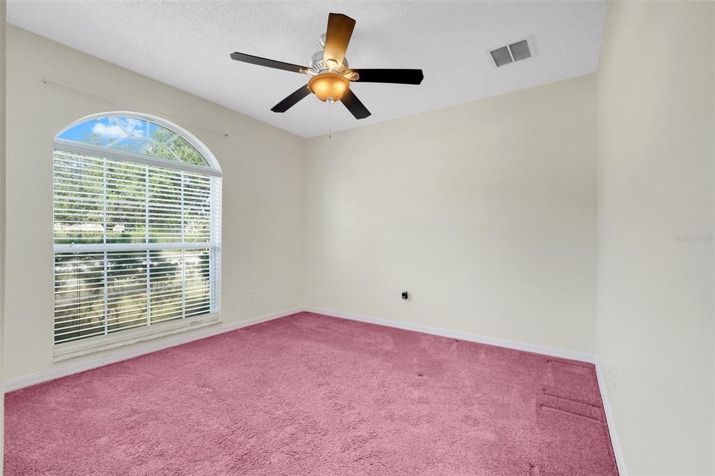 For Sale: $329,000 (3 beds, 2 baths, 1808 Square Feet)