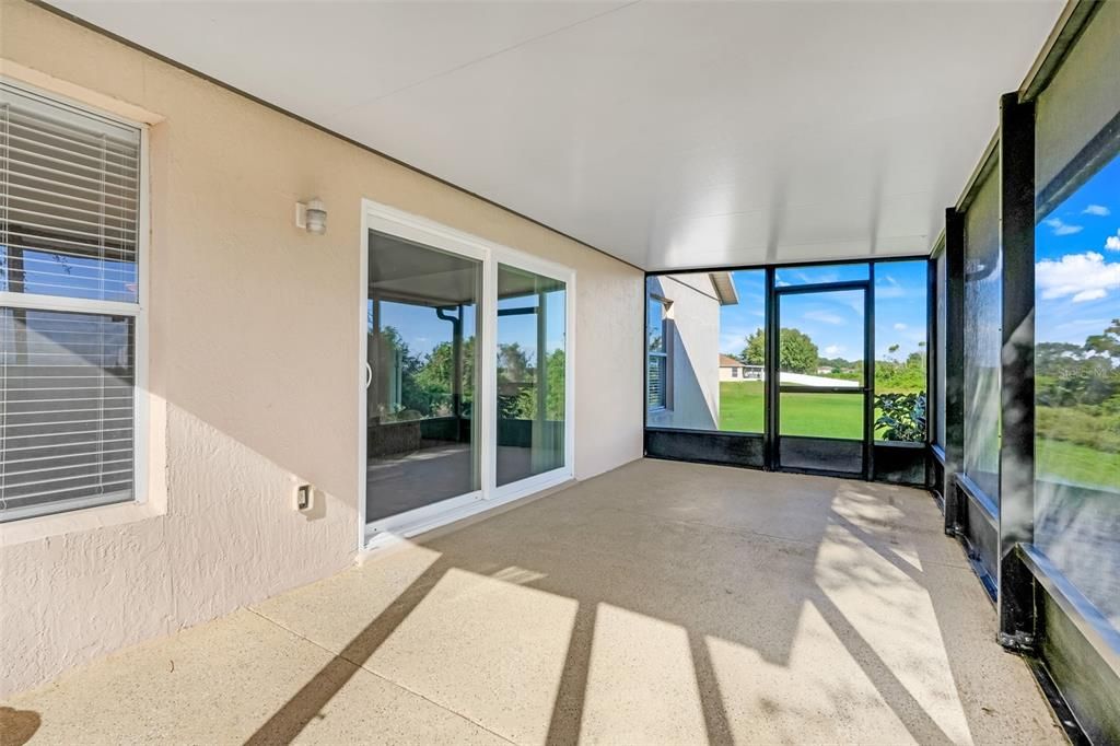 For Sale: $329,000 (3 beds, 2 baths, 1808 Square Feet)