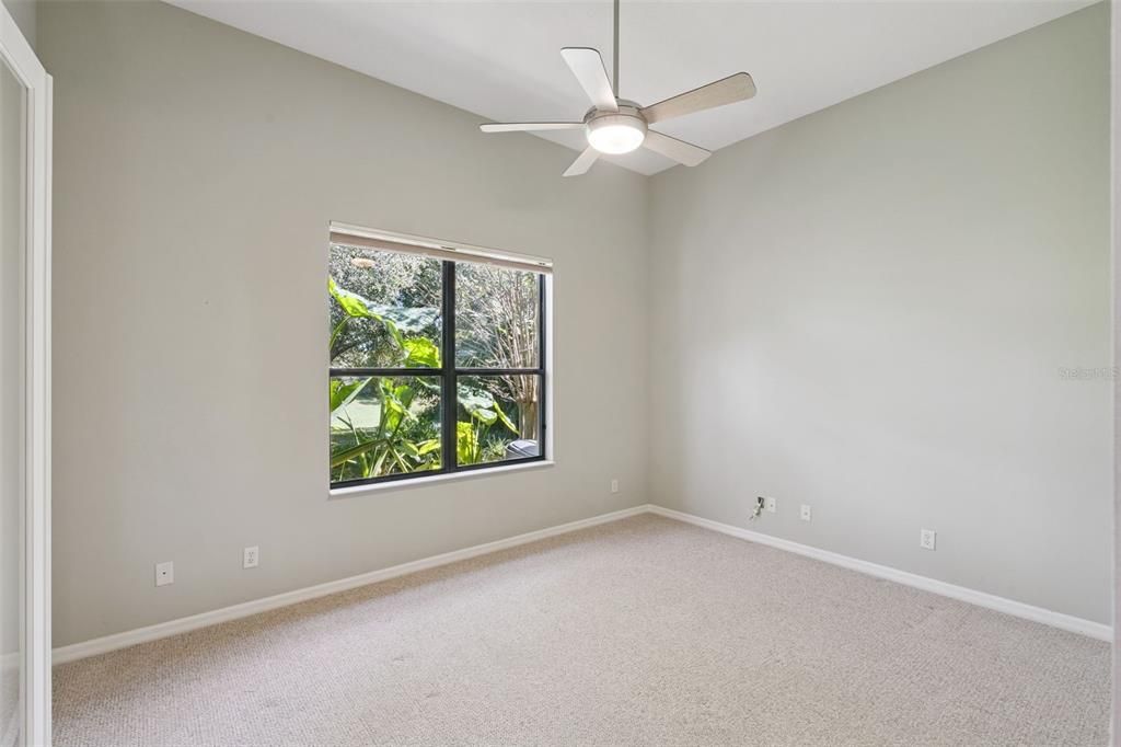 待售: $440,000 (4 贝兹, 2 浴室, 2585 平方英尺)