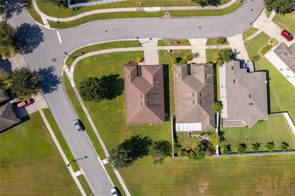 For Sale: $420,000 (3 beds, 2 baths, 1899 Square Feet)