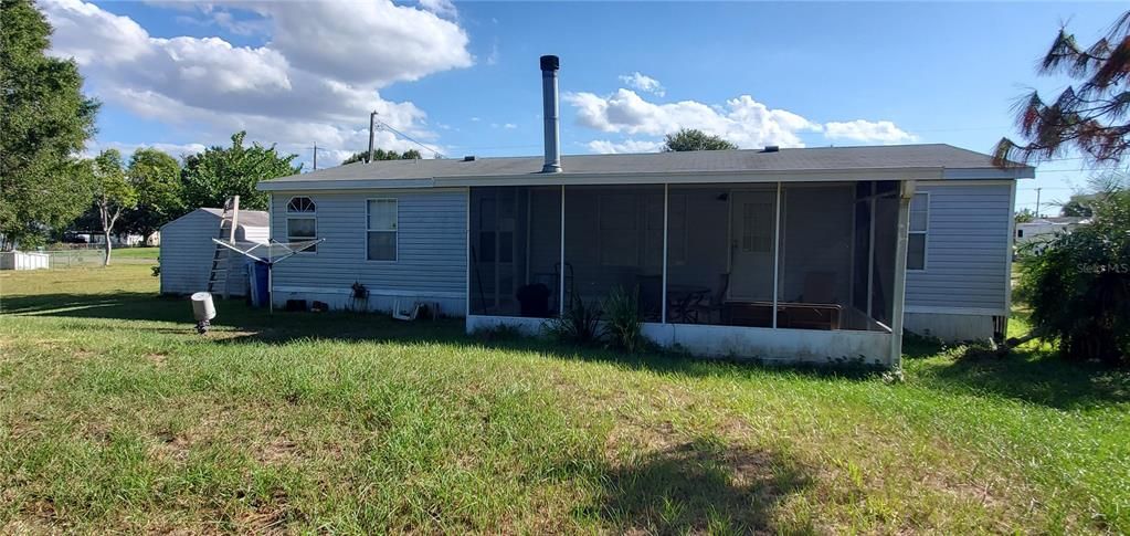 For Sale: $249,900 (3 beds, 2 baths, 1296 Square Feet)