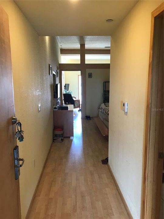 На продажу: $289,000 (3 спален, 1 ванн, 1640 Квадратных фут)