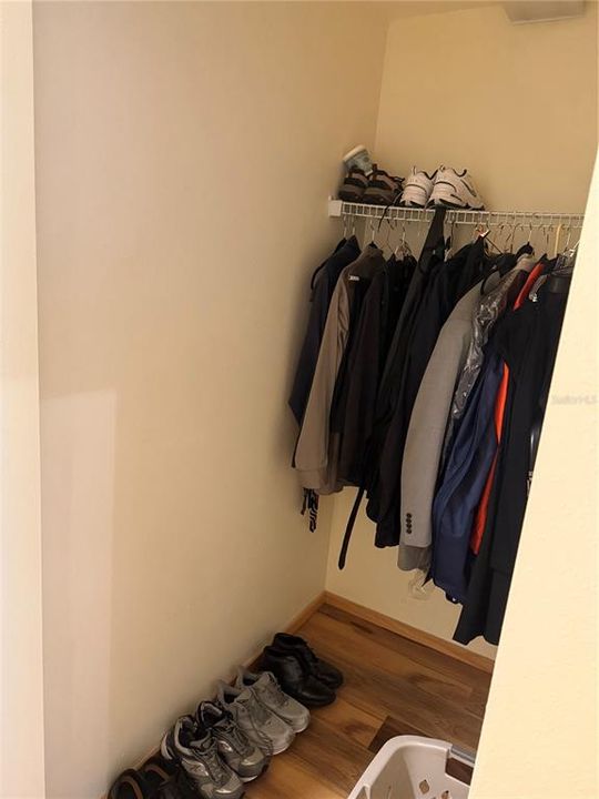 На продажу: $289,000 (3 спален, 1 ванн, 1640 Квадратных фут)