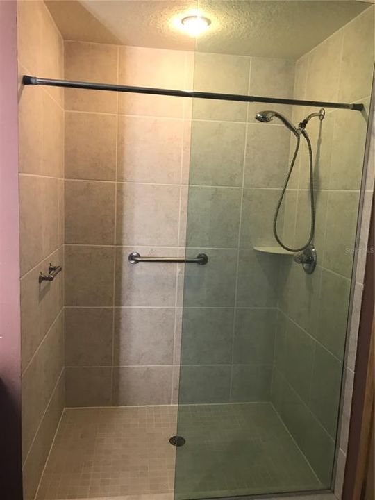 На продажу: $289,000 (3 спален, 1 ванн, 1640 Квадратных фут)