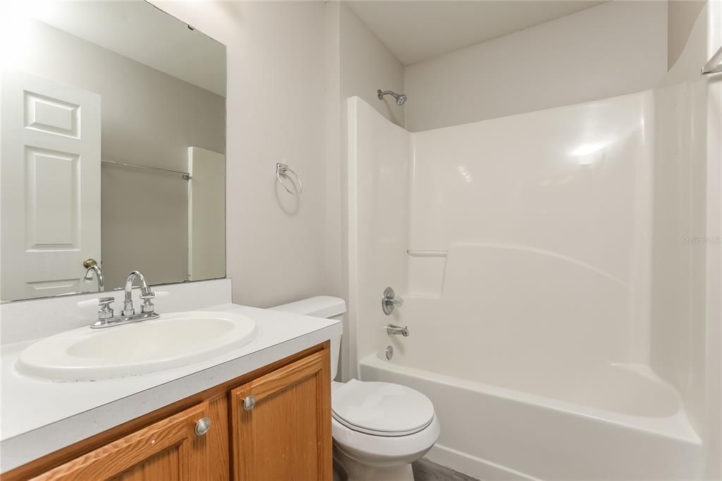 For Rent: $1,995 (3 beds, 2 baths, 1471 Square Feet)