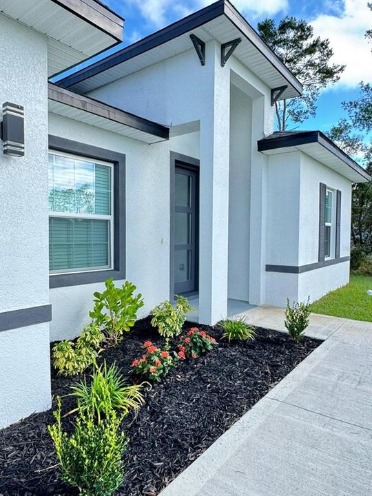 For Rent: $1,900 (4 beds, 2 baths, 1622 Square Feet)