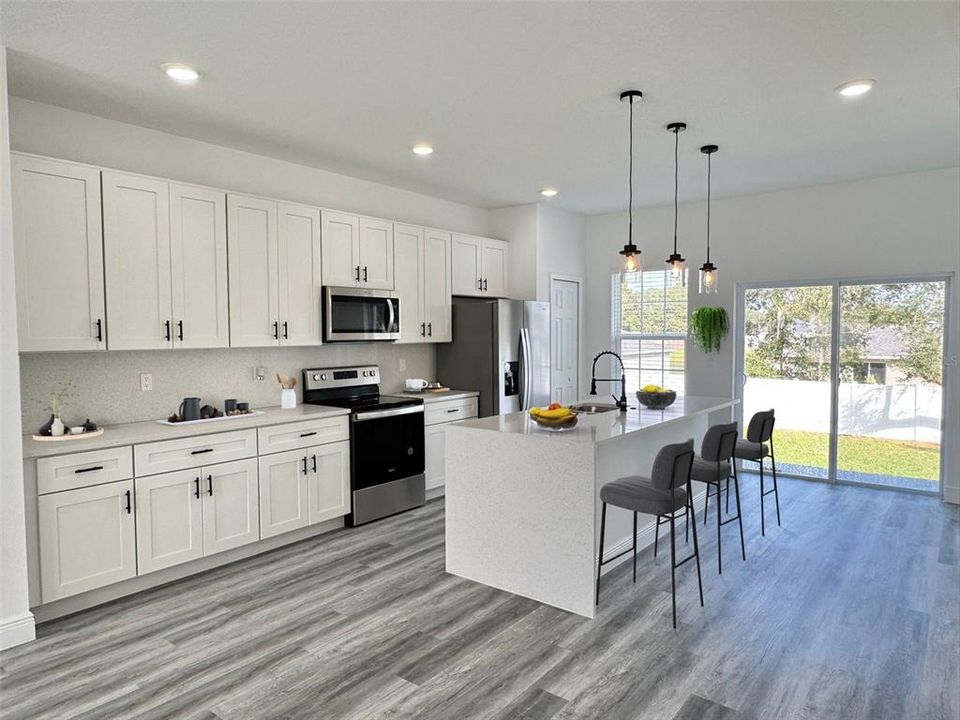 For Rent: $1,900 (4 beds, 2 baths, 1622 Square Feet)