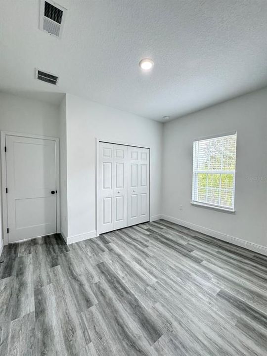 For Rent: $1,900 (4 beds, 2 baths, 1622 Square Feet)