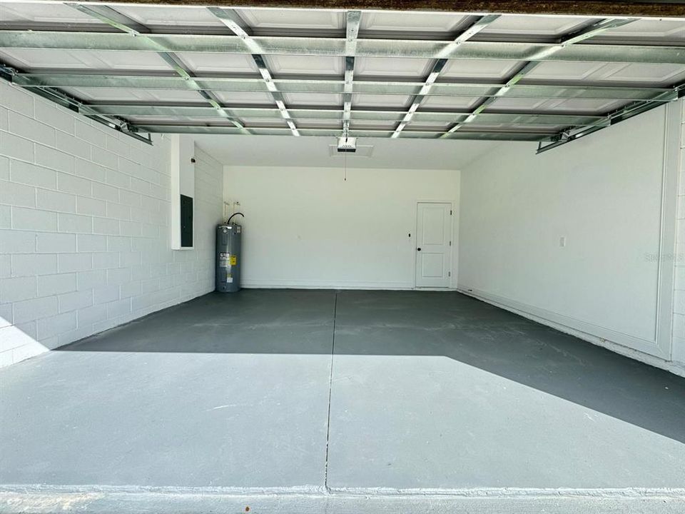 For Rent: $1,900 (4 beds, 2 baths, 1622 Square Feet)