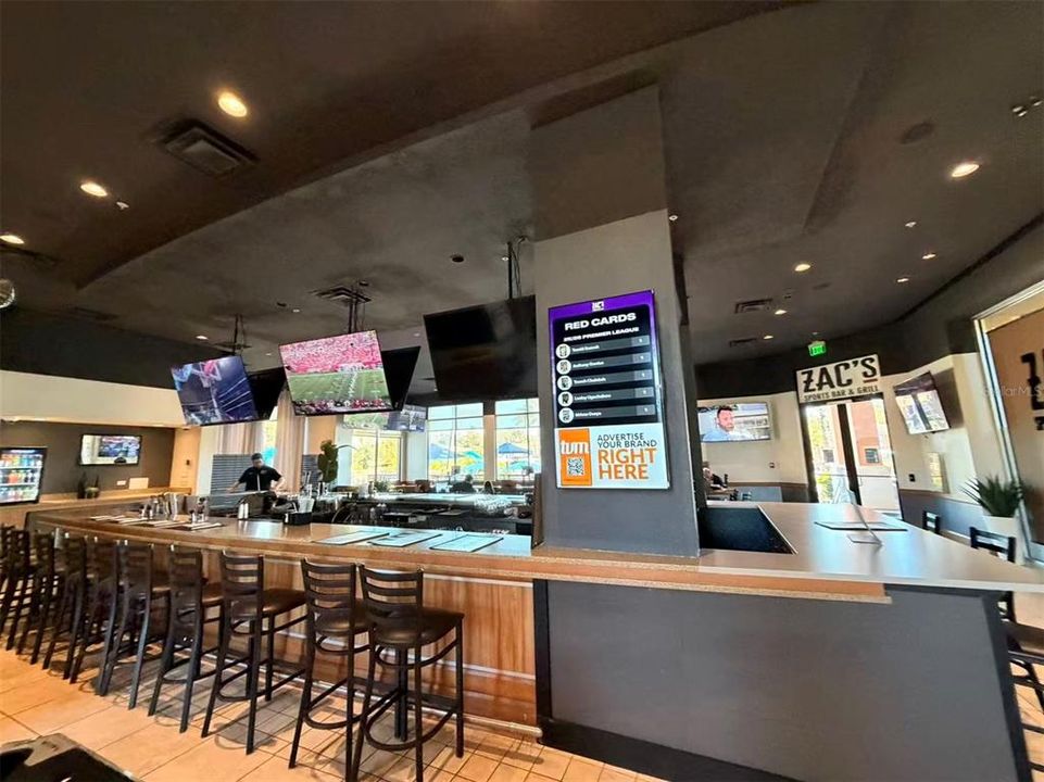 En Venta: $305,000 (3 camas, 2 baños, 1435 Pies cuadrados)