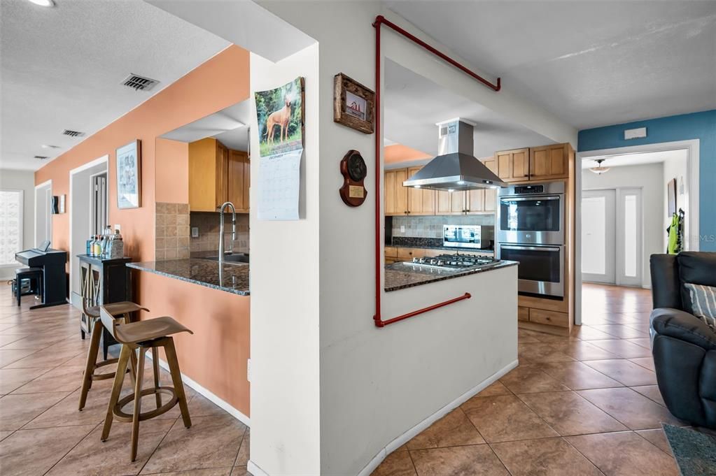 For Sale: $995,000 (3 beds, 2 baths, 2262 Square Feet)