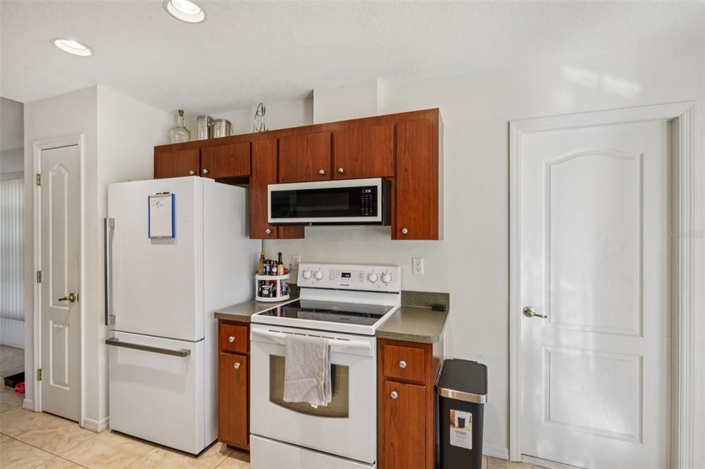 En Venta: $290,000 (3 camas, 2 baños, 1364 Pies cuadrados)