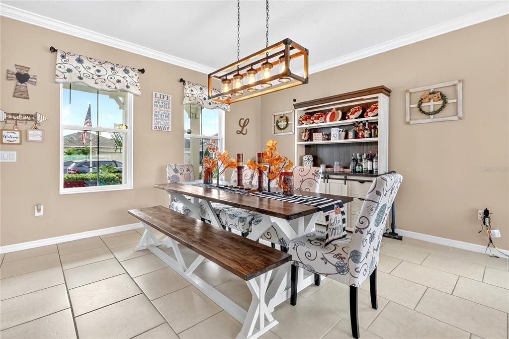 For Sale: $537,500 (5 beds, 3 baths, 2588 Square Feet)