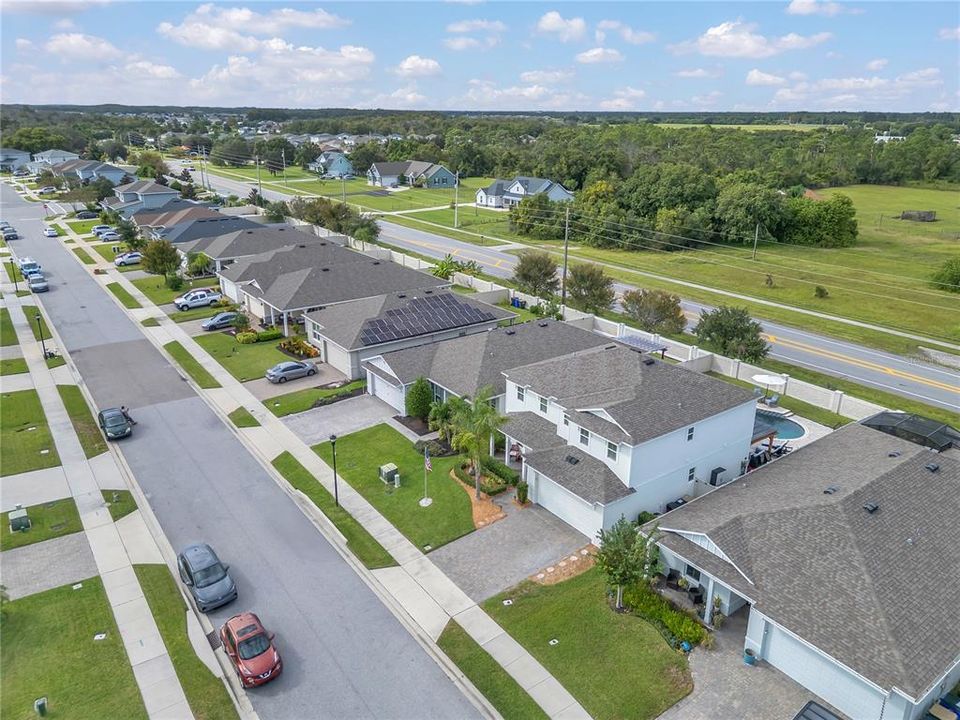 For Sale: $537,500 (5 beds, 3 baths, 2588 Square Feet)