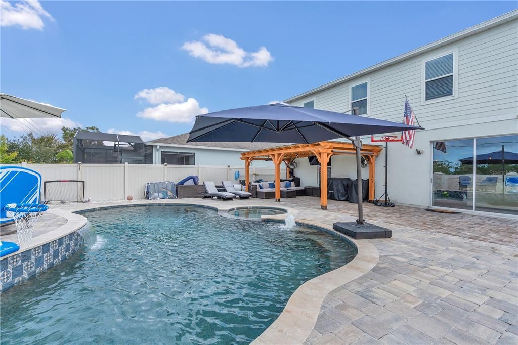 For Sale: $537,500 (5 beds, 3 baths, 2588 Square Feet)