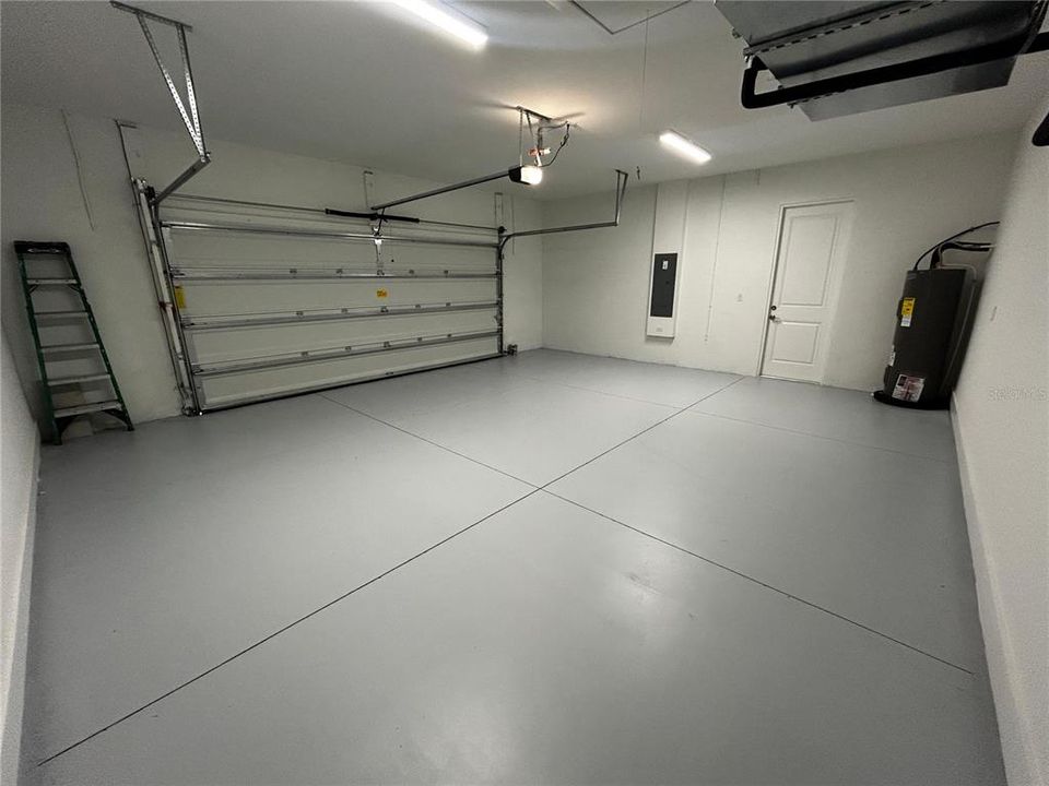 For Sale: $385,000 (3 beds, 2 baths, 2045 Square Feet)