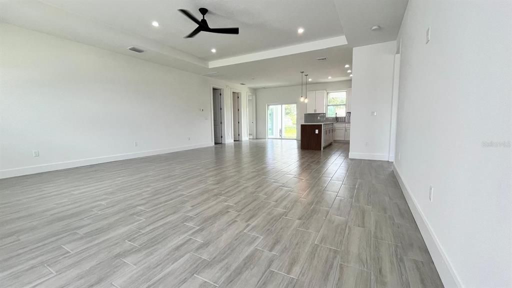 For Sale: $385,000 (3 beds, 2 baths, 2045 Square Feet)