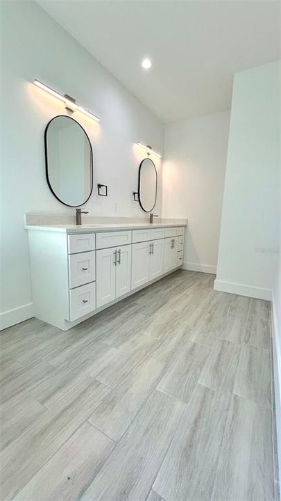 For Sale: $385,000 (3 beds, 2 baths, 2045 Square Feet)