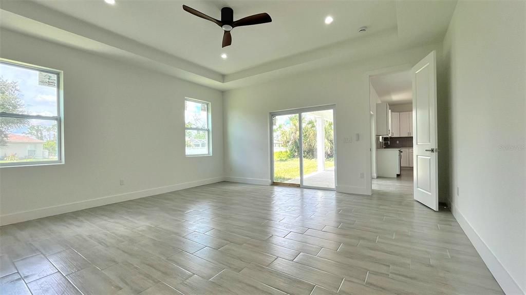 For Sale: $385,000 (3 beds, 2 baths, 2045 Square Feet)