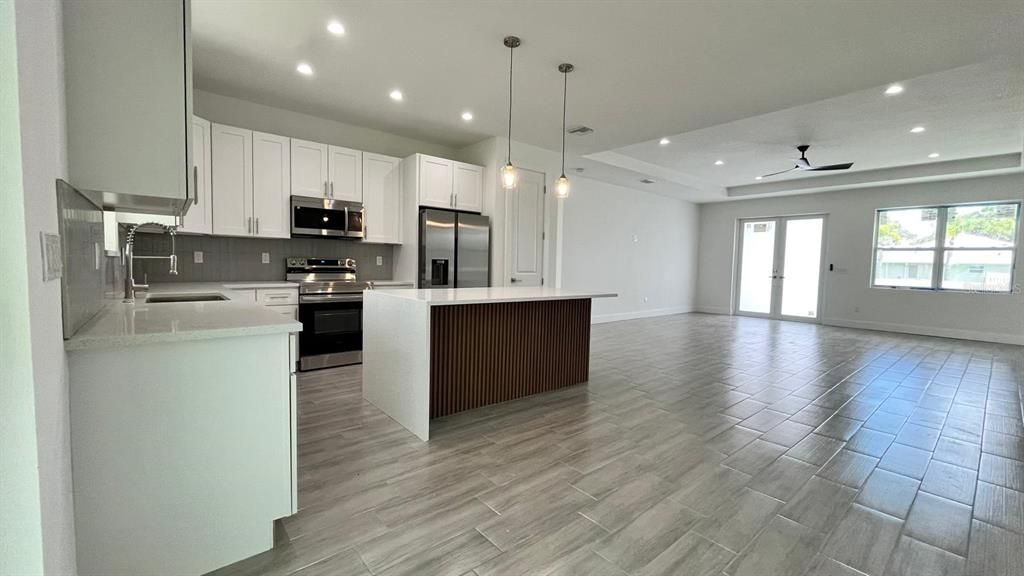 For Sale: $385,000 (3 beds, 2 baths, 2045 Square Feet)