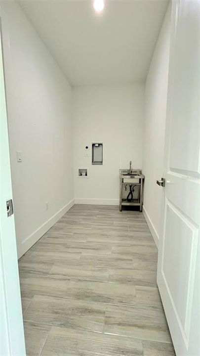 For Sale: $385,000 (3 beds, 2 baths, 2045 Square Feet)