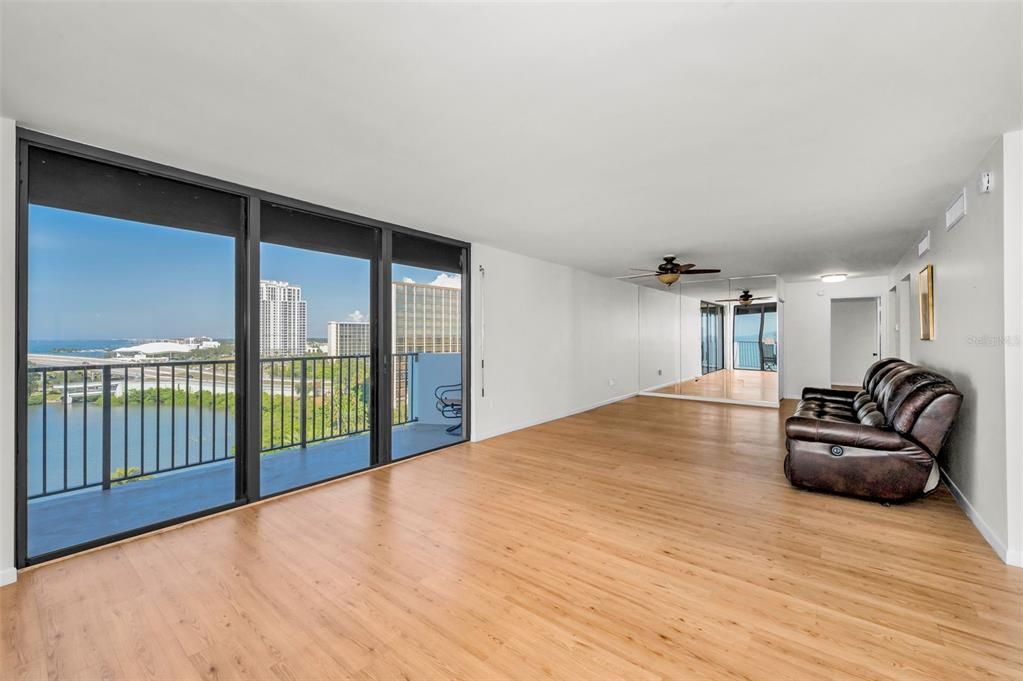 待售: $499,500 (2 贝兹, 2 浴室, 1516 平方英尺)