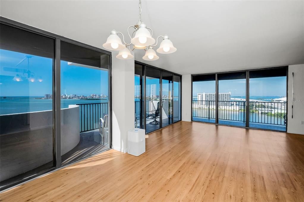 待售: $499,500 (2 贝兹, 2 浴室, 1516 平方英尺)