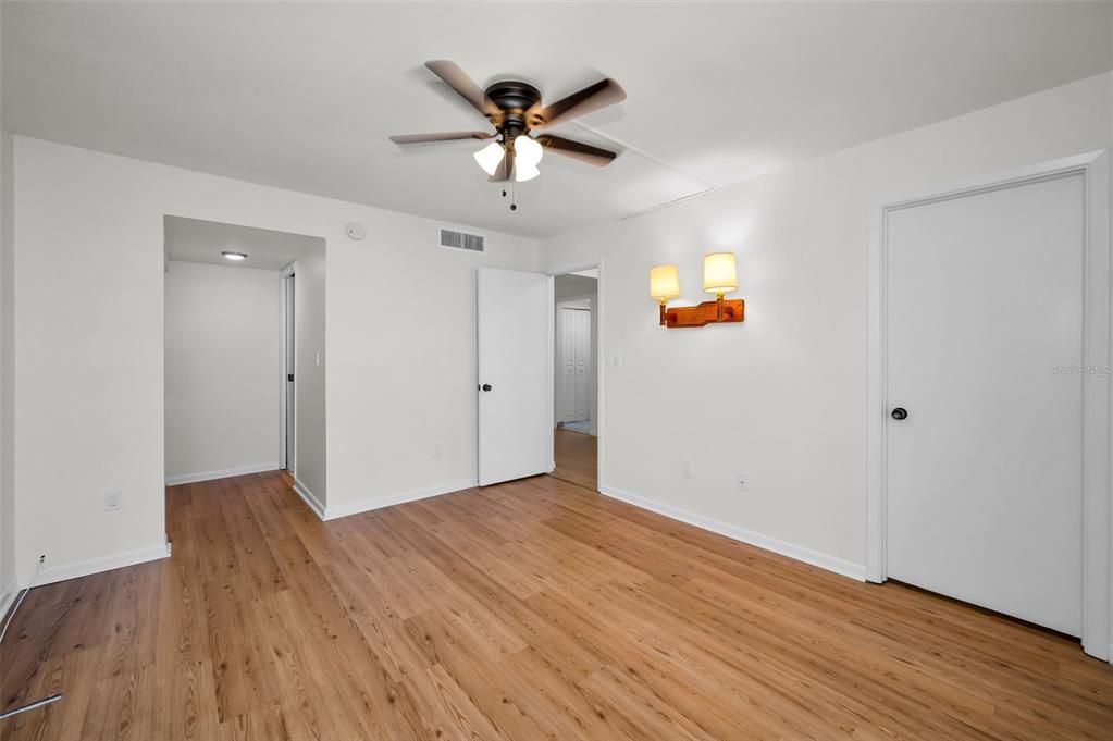 待售: $499,500 (2 贝兹, 2 浴室, 1516 平方英尺)