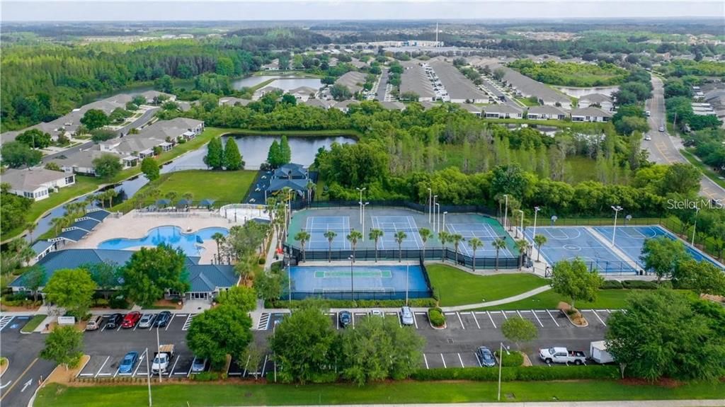 For Sale: $219,500 (2 beds, 2 baths, 1184 Square Feet)