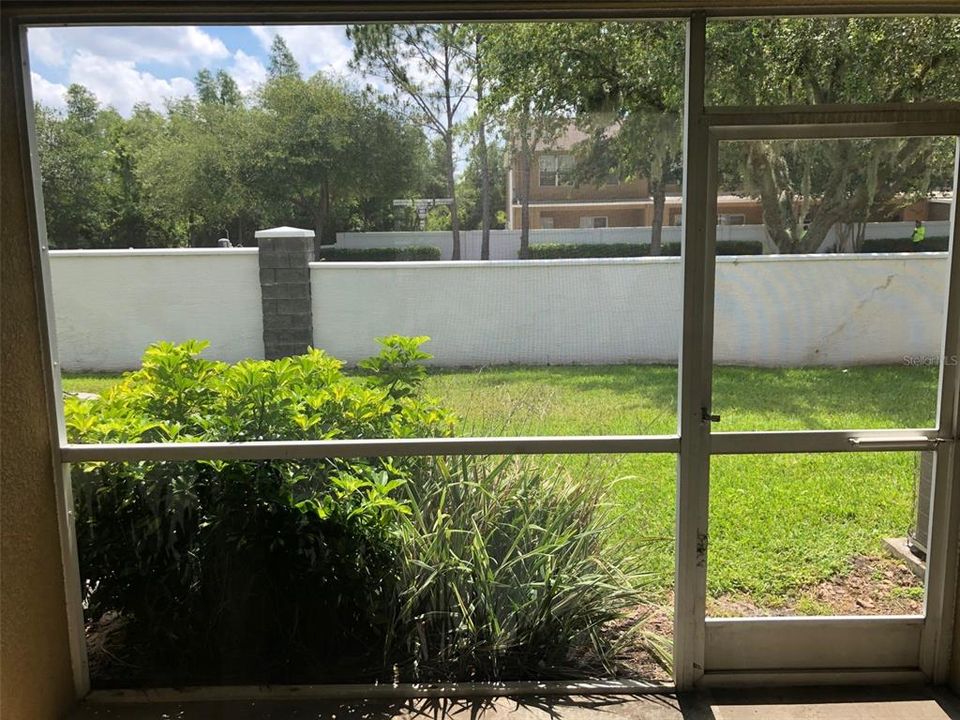 For Sale: $219,500 (2 beds, 2 baths, 1184 Square Feet)