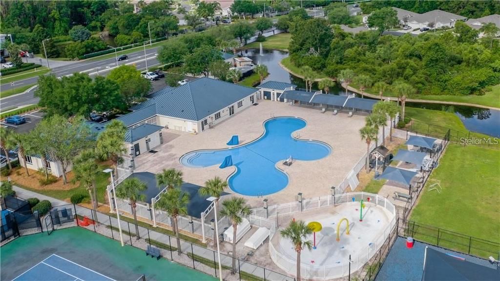 For Sale: $219,500 (2 beds, 2 baths, 1184 Square Feet)