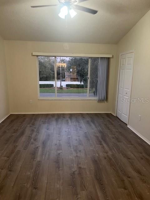 For Sale: $219,500 (2 beds, 2 baths, 1184 Square Feet)