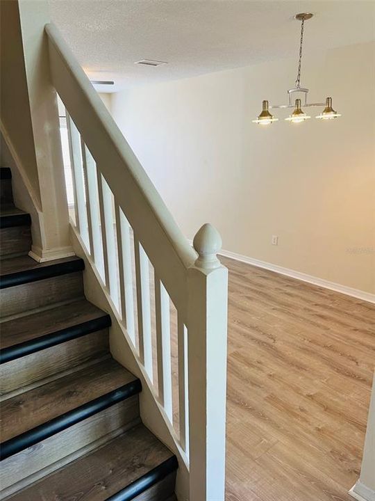 For Sale: $219,500 (2 beds, 2 baths, 1184 Square Feet)