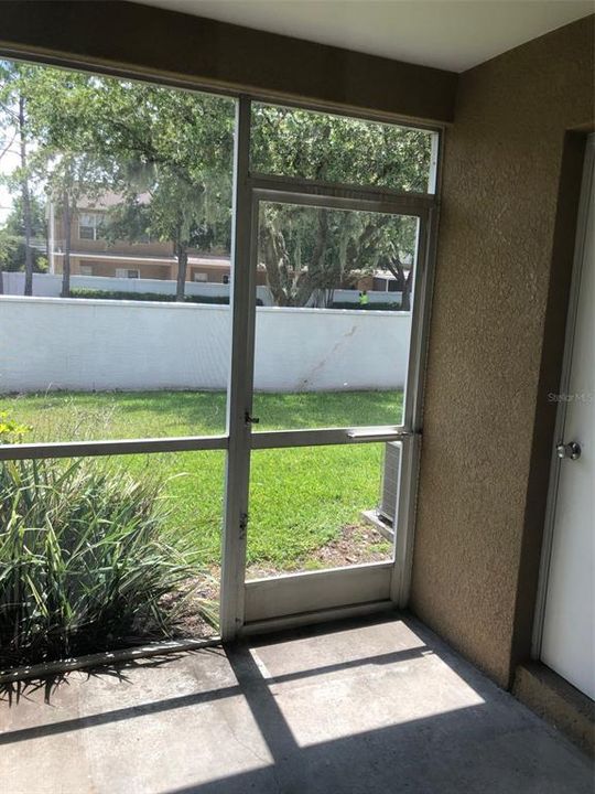 For Sale: $219,500 (2 beds, 2 baths, 1184 Square Feet)