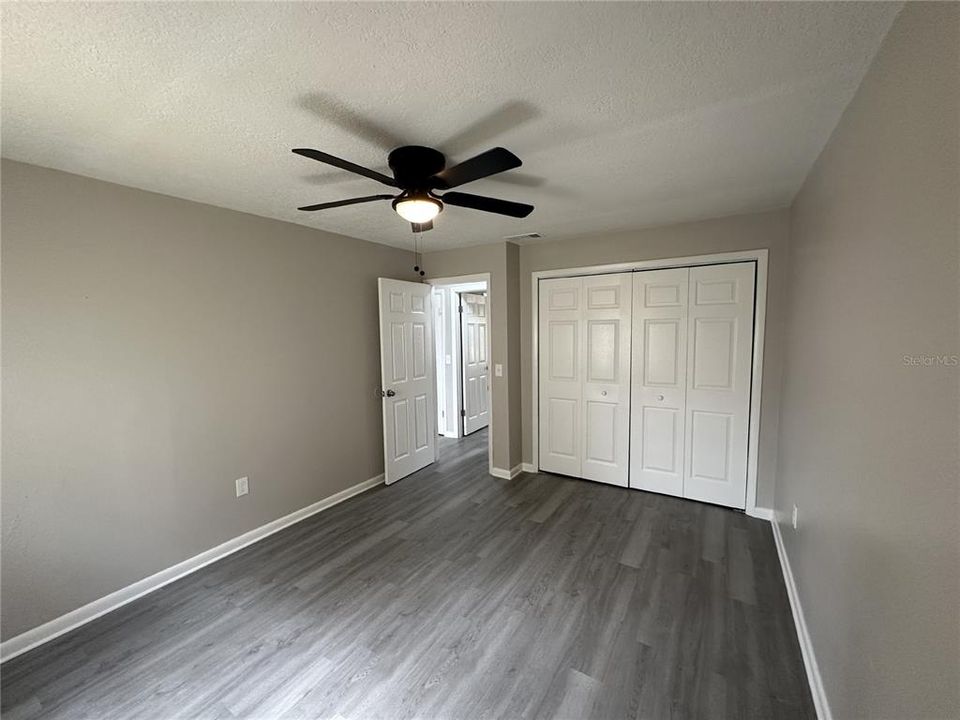 For Rent: $1,195 (2 beds, 1 baths, 900 Square Feet)