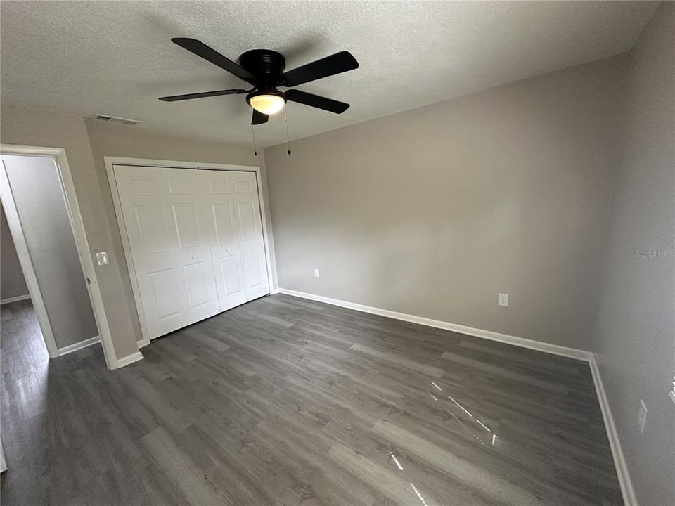For Rent: $1,195 (2 beds, 1 baths, 900 Square Feet)