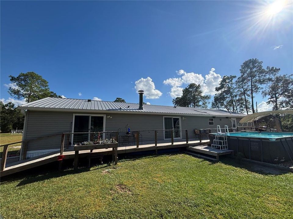 For Sale: $399,000 (5 beds, 4 baths, 3288 Square Feet)