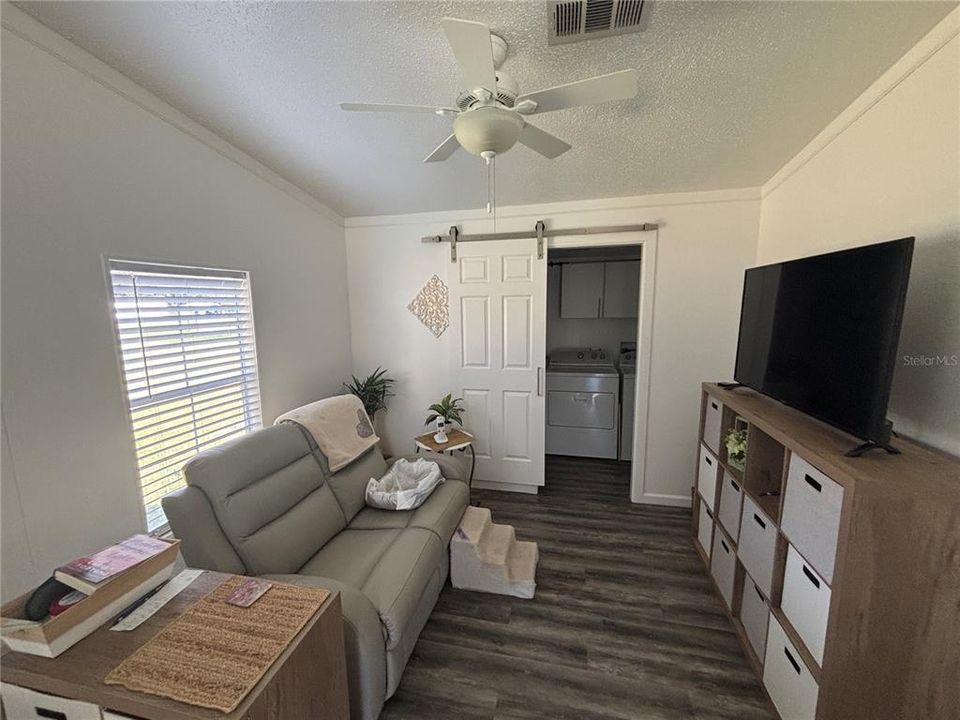 For Sale: $399,000 (5 beds, 4 baths, 3288 Square Feet)