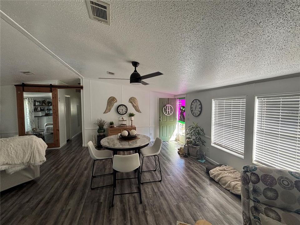 For Sale: $399,000 (5 beds, 4 baths, 3288 Square Feet)