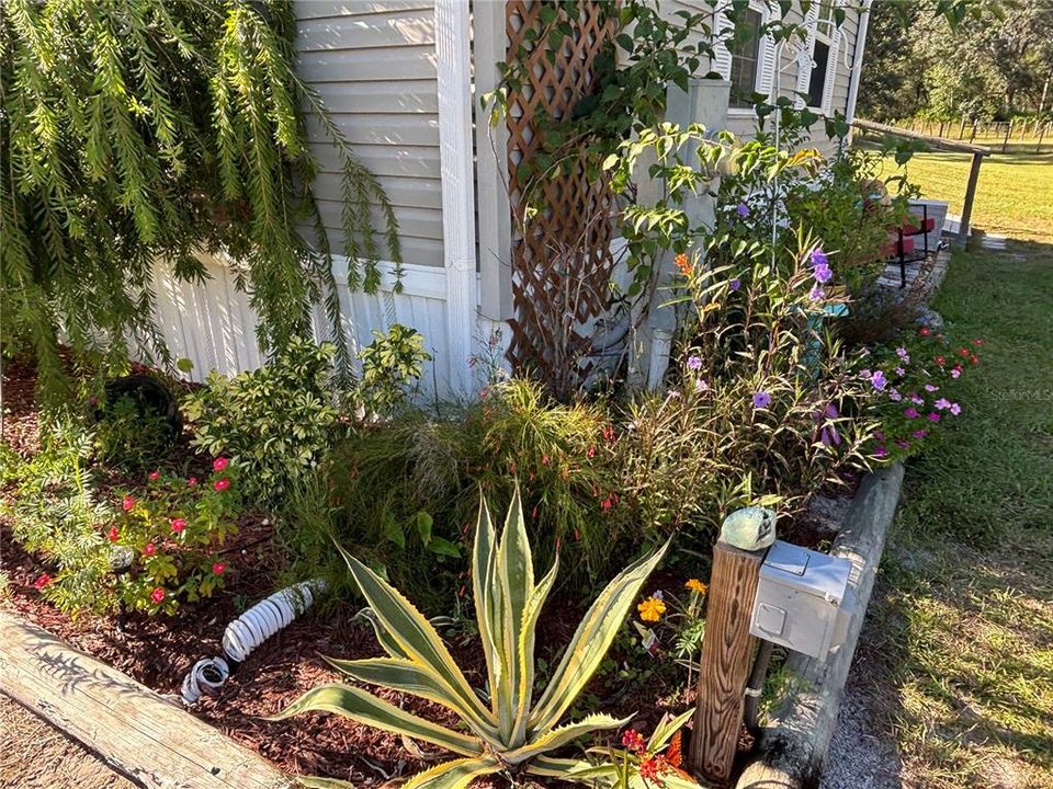 For Sale: $399,000 (5 beds, 4 baths, 3288 Square Feet)