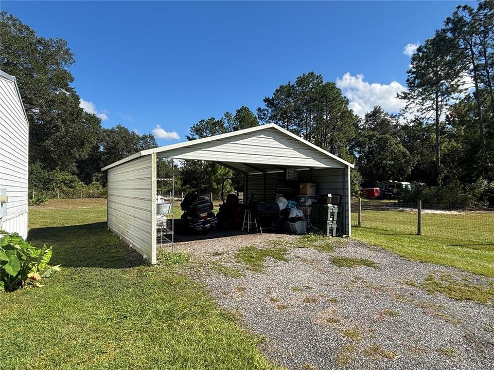 For Sale: $399,000 (5 beds, 4 baths, 3288 Square Feet)