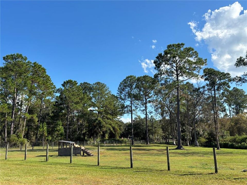 For Sale: $399,000 (5 beds, 4 baths, 3288 Square Feet)