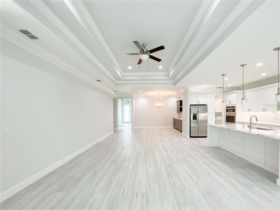 For Sale: $788,000 (3 beds, 2 baths, 2014 Square Feet)