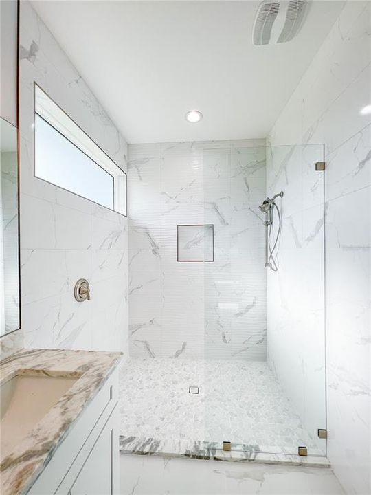 For Sale: $788,000 (3 beds, 2 baths, 2014 Square Feet)