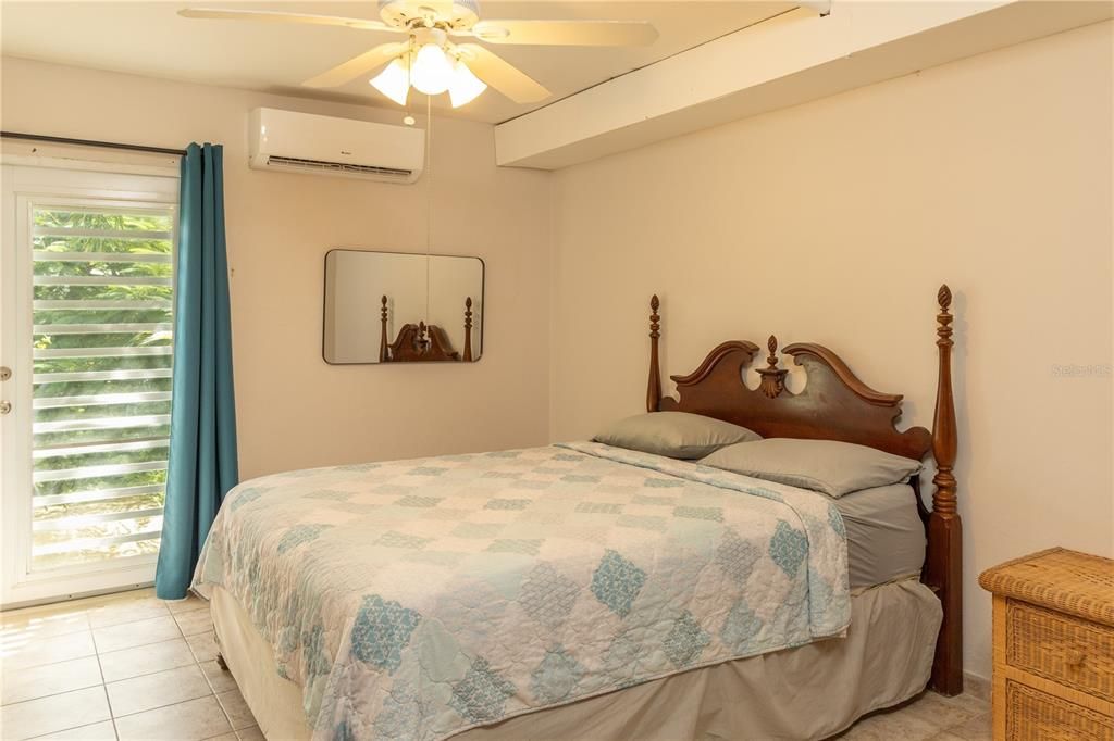 For Sale: $695,000 (4 beds, 3 baths, 2100 Square Feet)